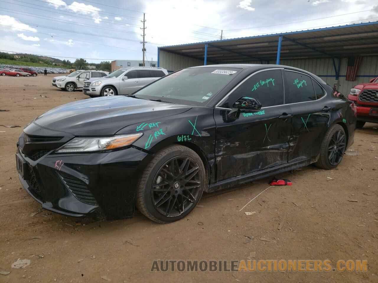 4T1B61HK1JU003319 TOYOTA CAMRY 2018