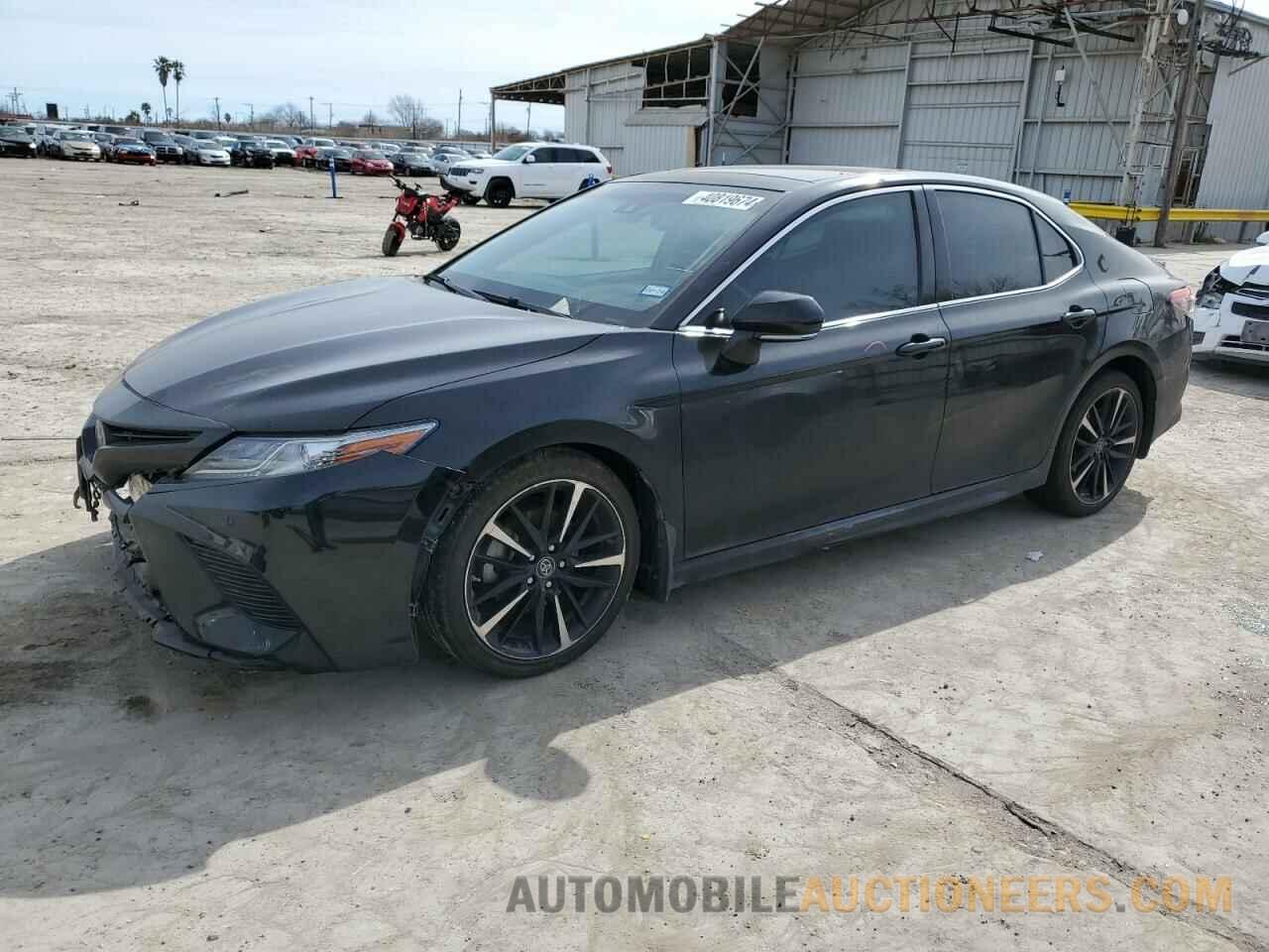 4T1B61HK1JU047479 TOYOTA CAMRY 2018