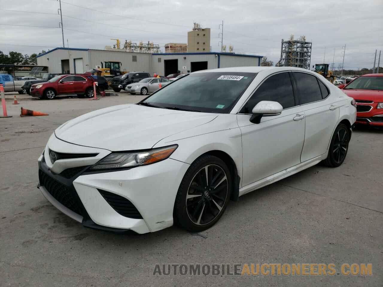 4T1B61HK1JU047546 TOYOTA CAMRY 2018