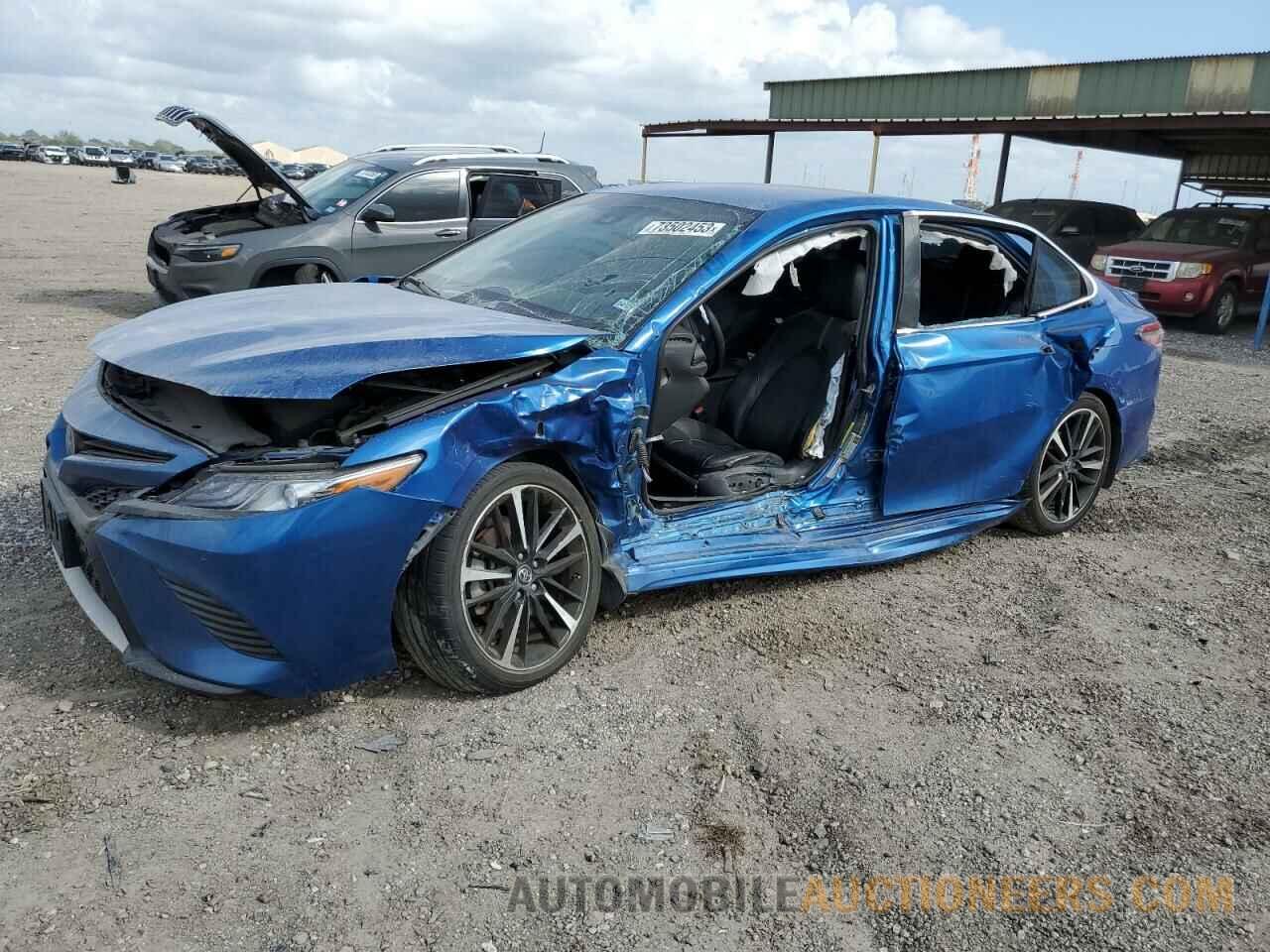 4T1B61HK1JU060863 TOYOTA CAMRY 2018