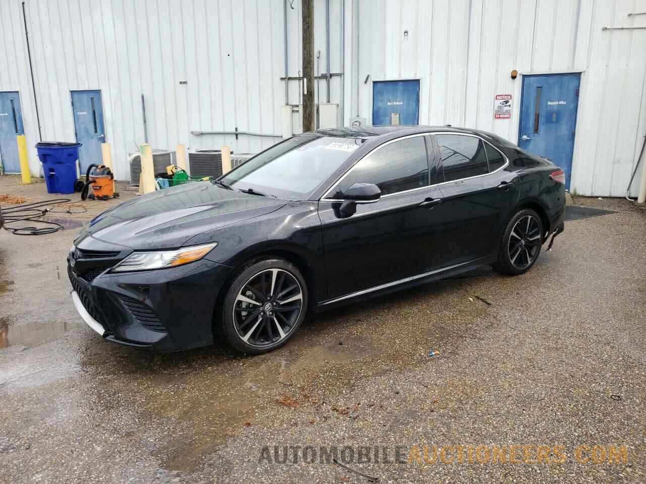 4T1B61HK1JU071247 TOYOTA CAMRY 2018