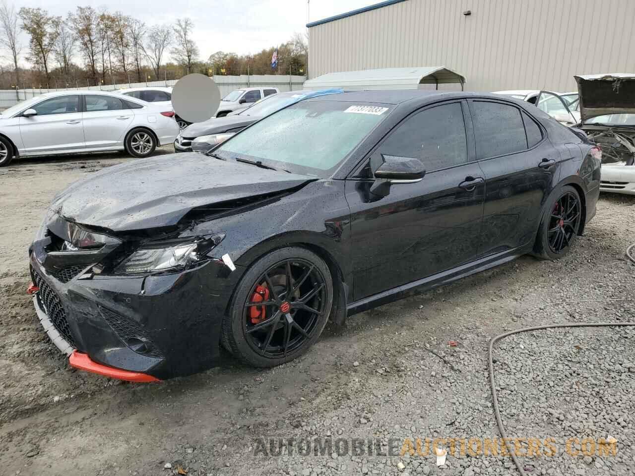 4T1B61HK1JU107986 TOYOTA CAMRY 2018