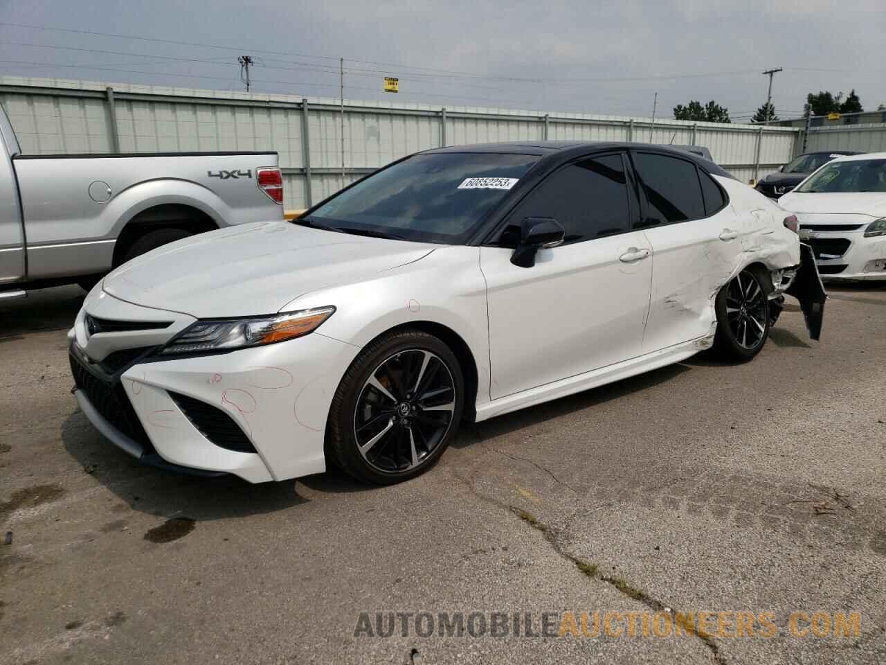 4T1B61HK1JU109205 TOYOTA CAMRY 2018