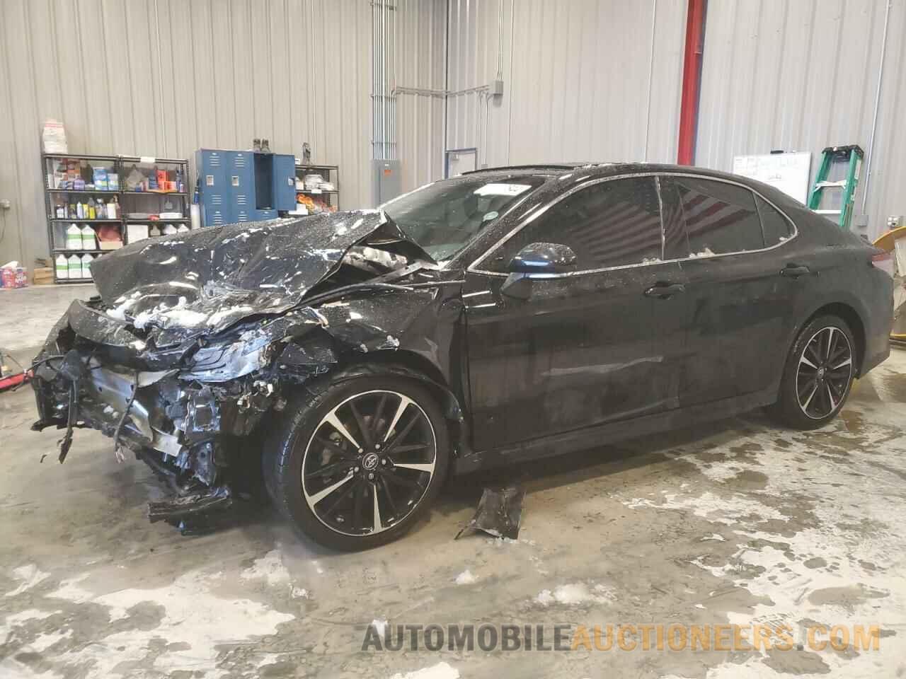 4T1B61HK1JU115277 TOYOTA CAMRY 2018