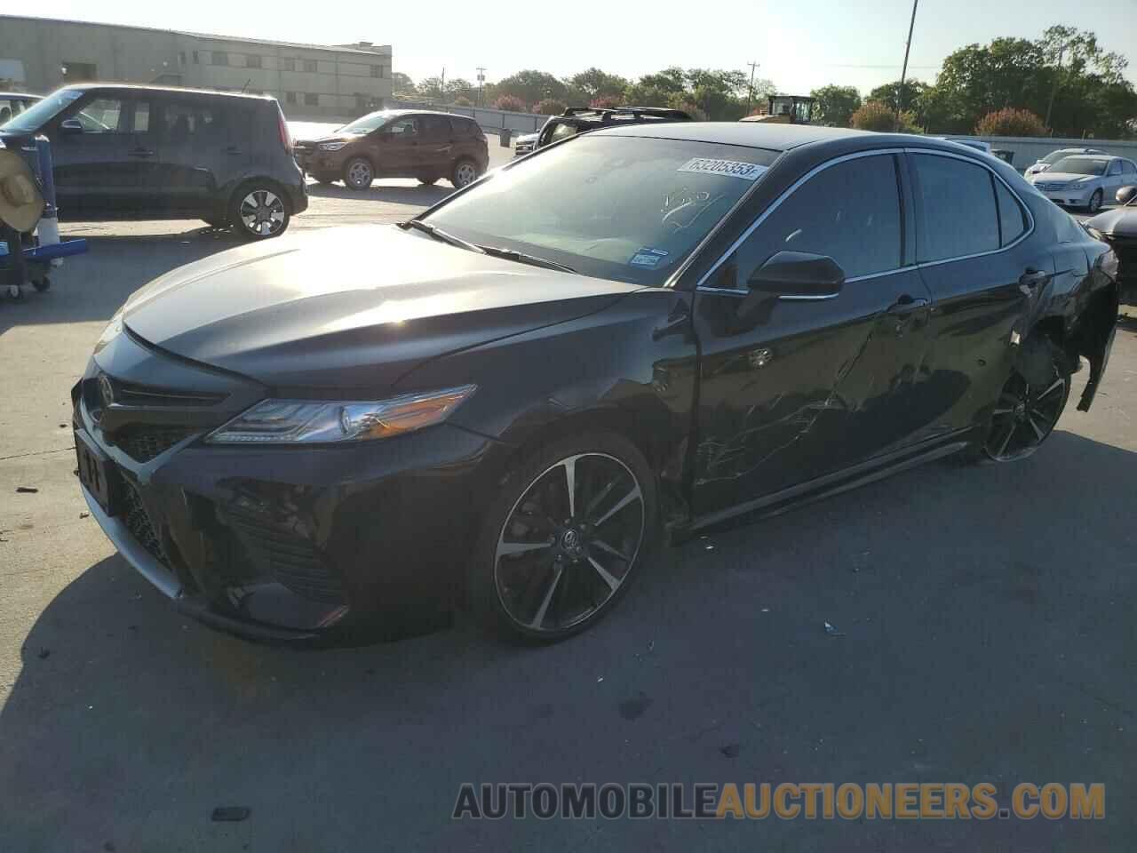 4T1B61HK1JU122181 TOYOTA CAMRY 2018