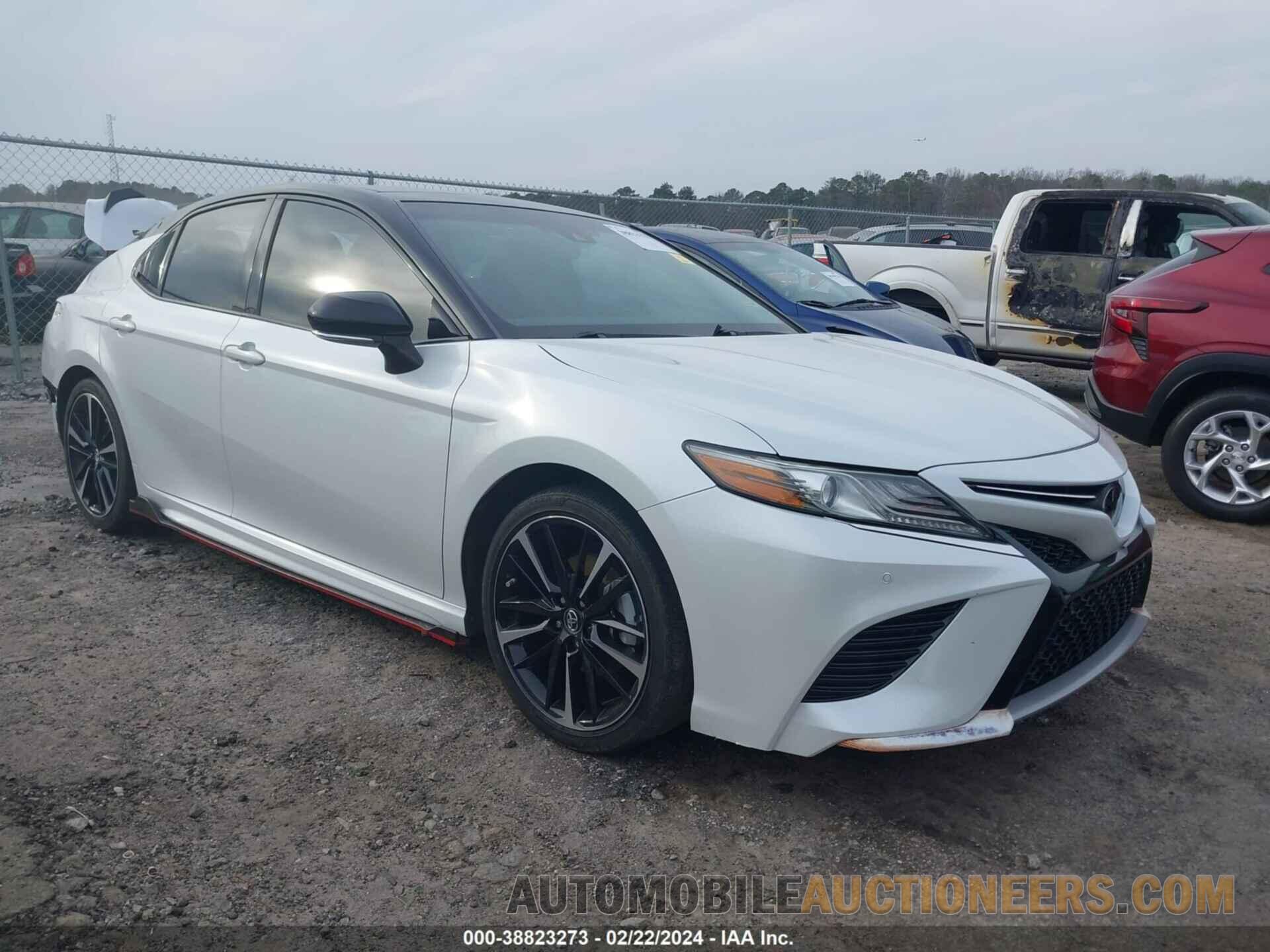 4T1B61HK1JU129728 TOYOTA CAMRY 2018