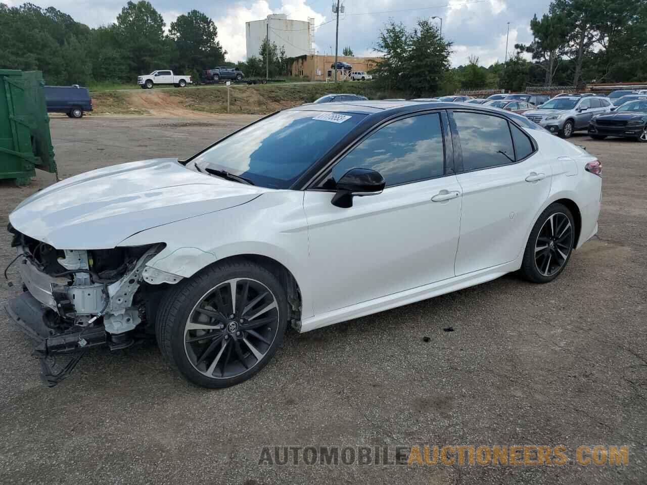 4T1B61HK1JU139224 TOYOTA CAMRY 2018