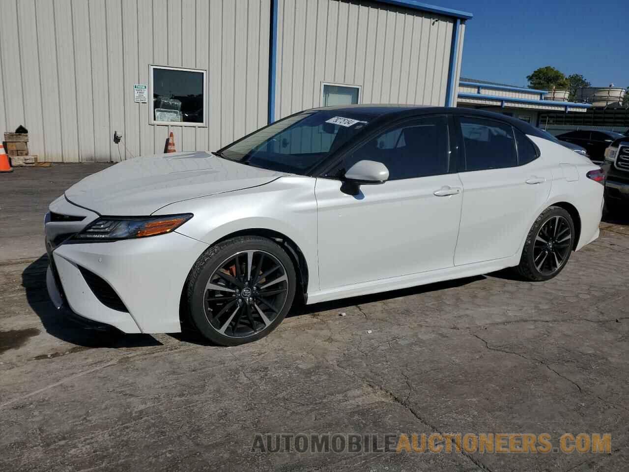 4T1B61HK1JU141510 TOYOTA CAMRY 2018