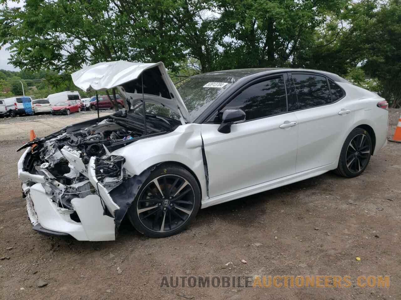 4T1B61HK1JU143113 TOYOTA CAMRY 2018