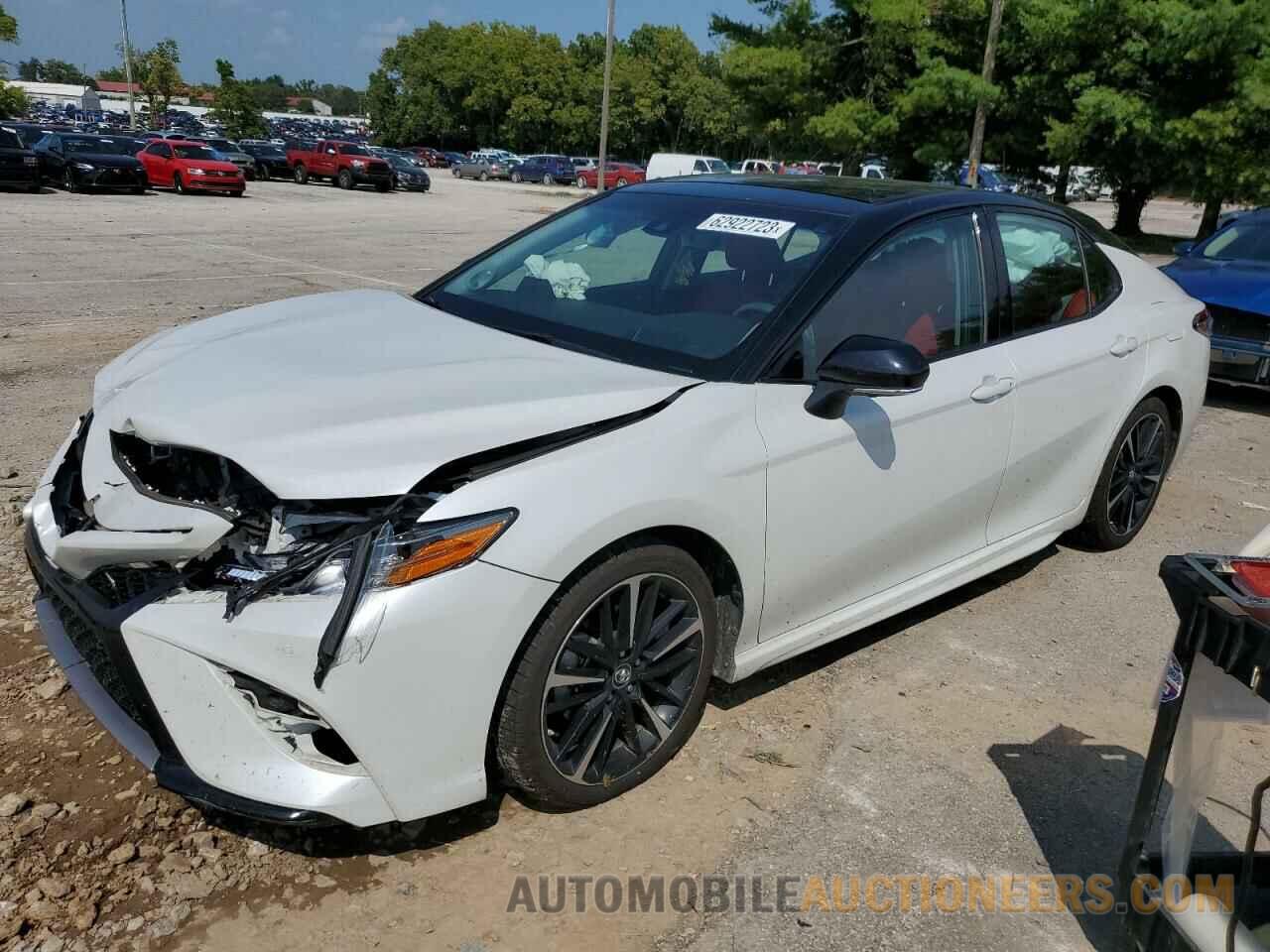 4T1B61HK1JU148344 TOYOTA CAMRY 2018