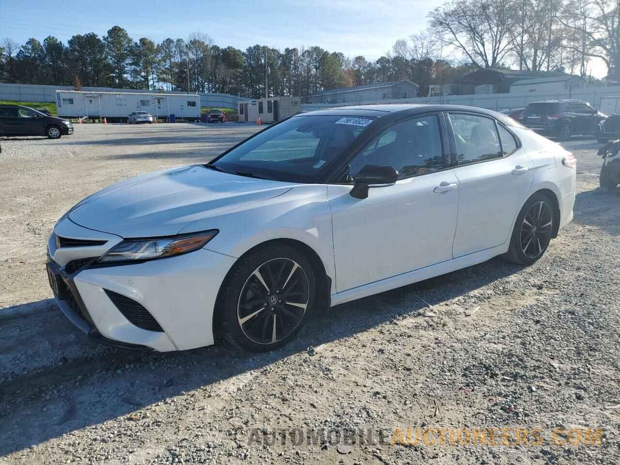 4T1B61HK1JU151583 TOYOTA CAMRY 2018