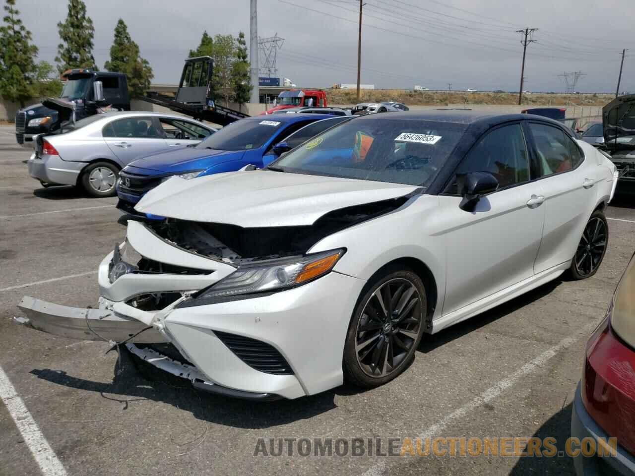 4T1B61HK1JU151597 TOYOTA CAMRY 2018