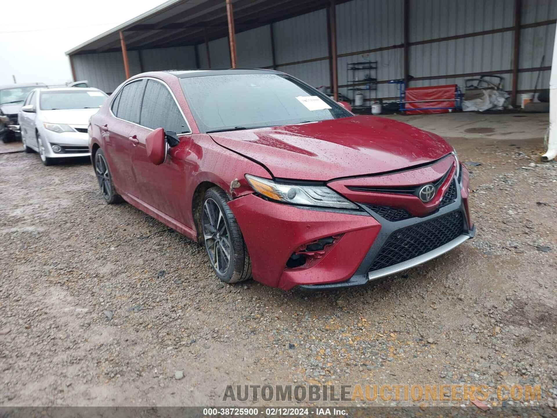 4T1B61HK1JU512357 TOYOTA CAMRY 2018