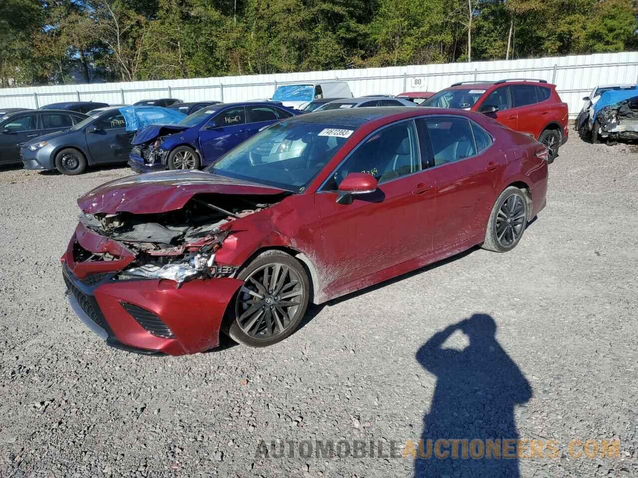 4T1B61HK1JU514139 TOYOTA CAMRY 2018