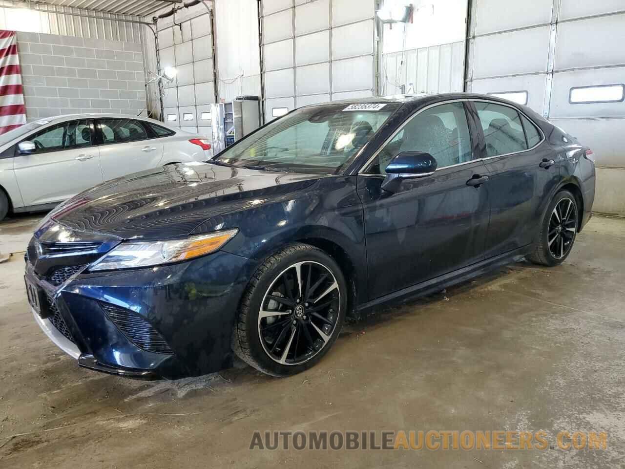 4T1B61HK1JU547464 TOYOTA CAMRY 2018