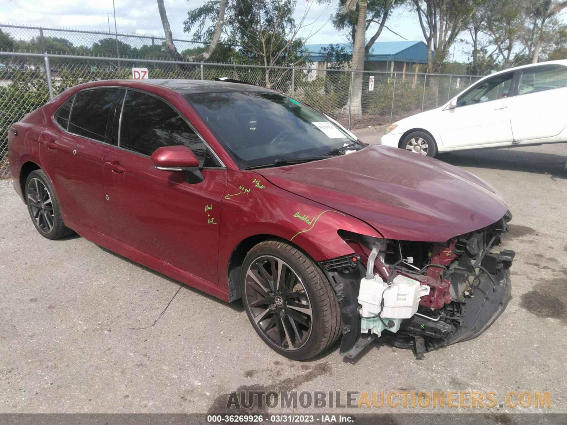 4T1B61HK1JU627301 TOYOTA CAMRY 2018