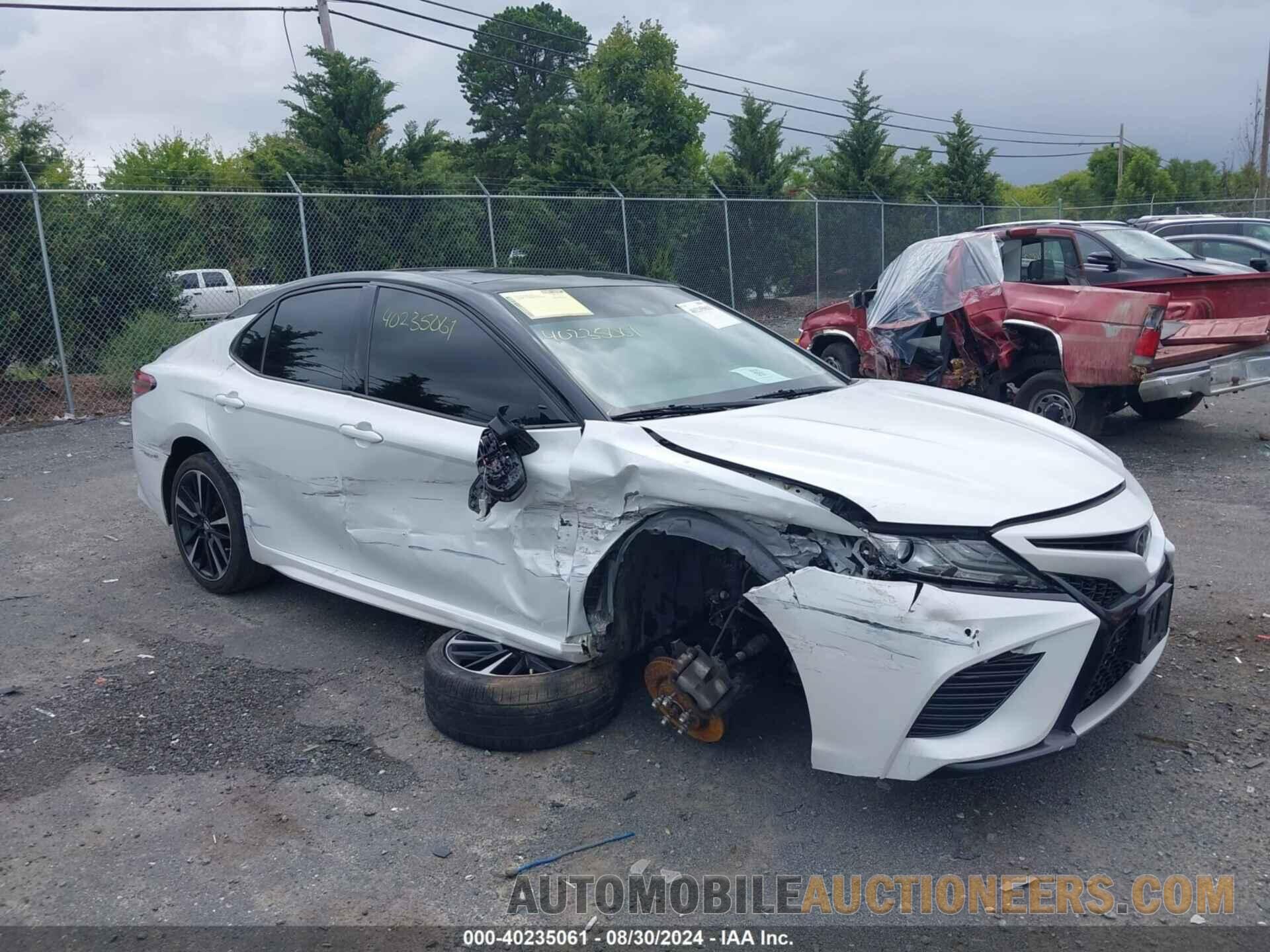 4T1B61HK2JU016399 TOYOTA CAMRY 2018