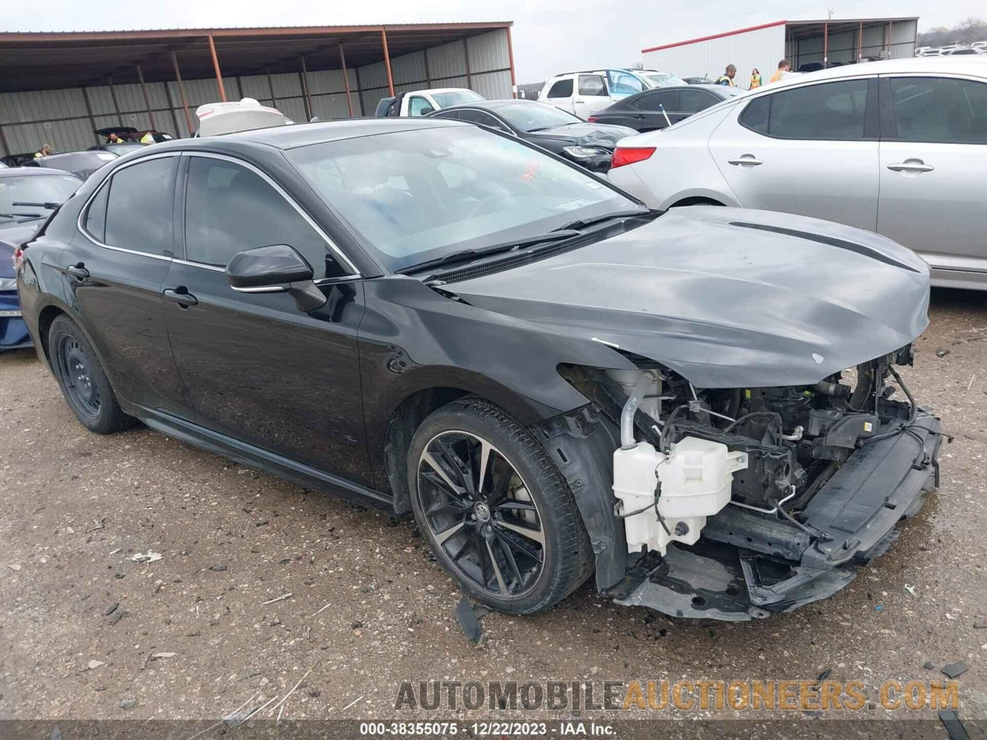 4T1B61HK2JU043246 TOYOTA CAMRY 2018