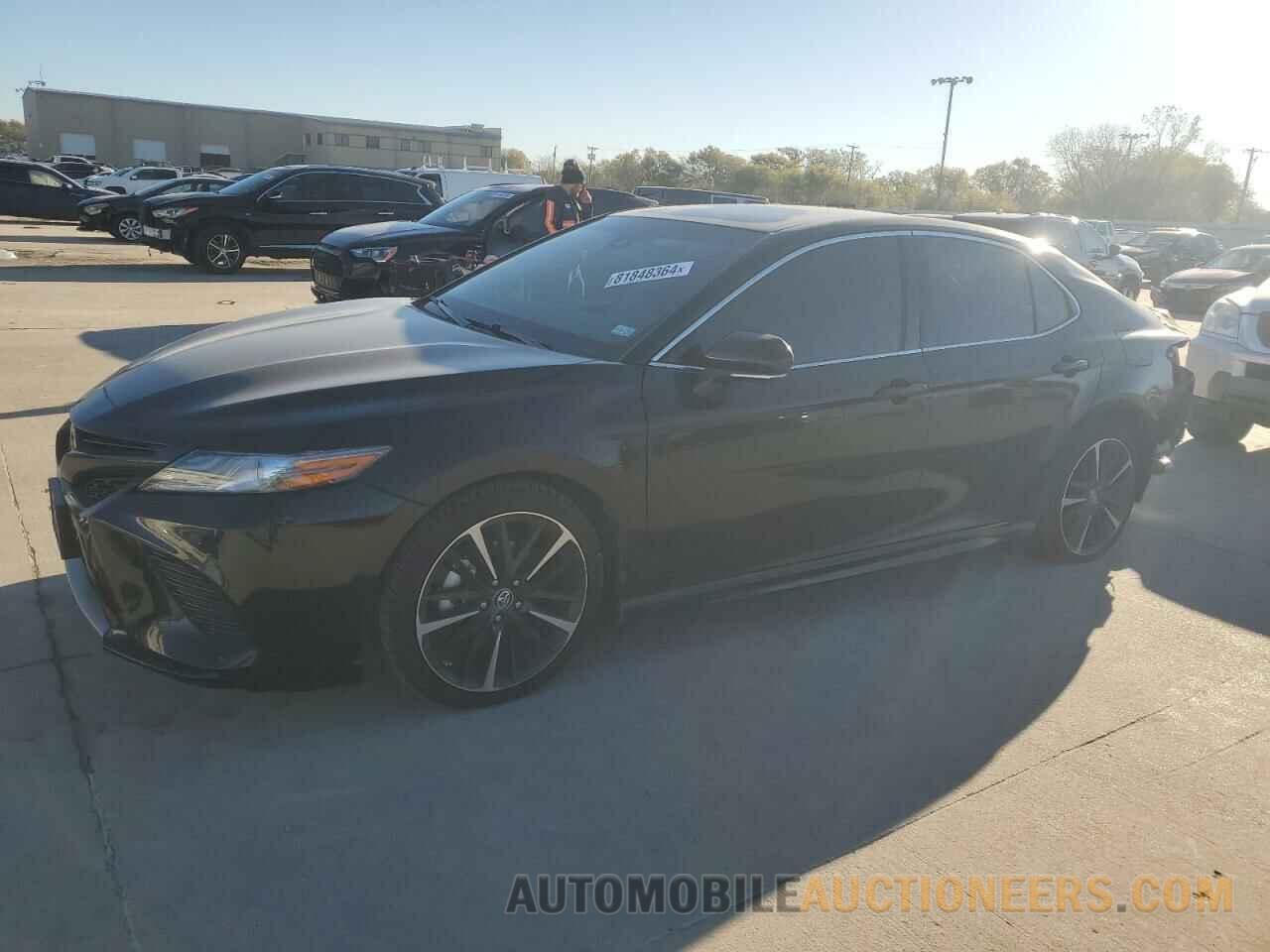 4T1B61HK2JU044493 TOYOTA CAMRY 2018