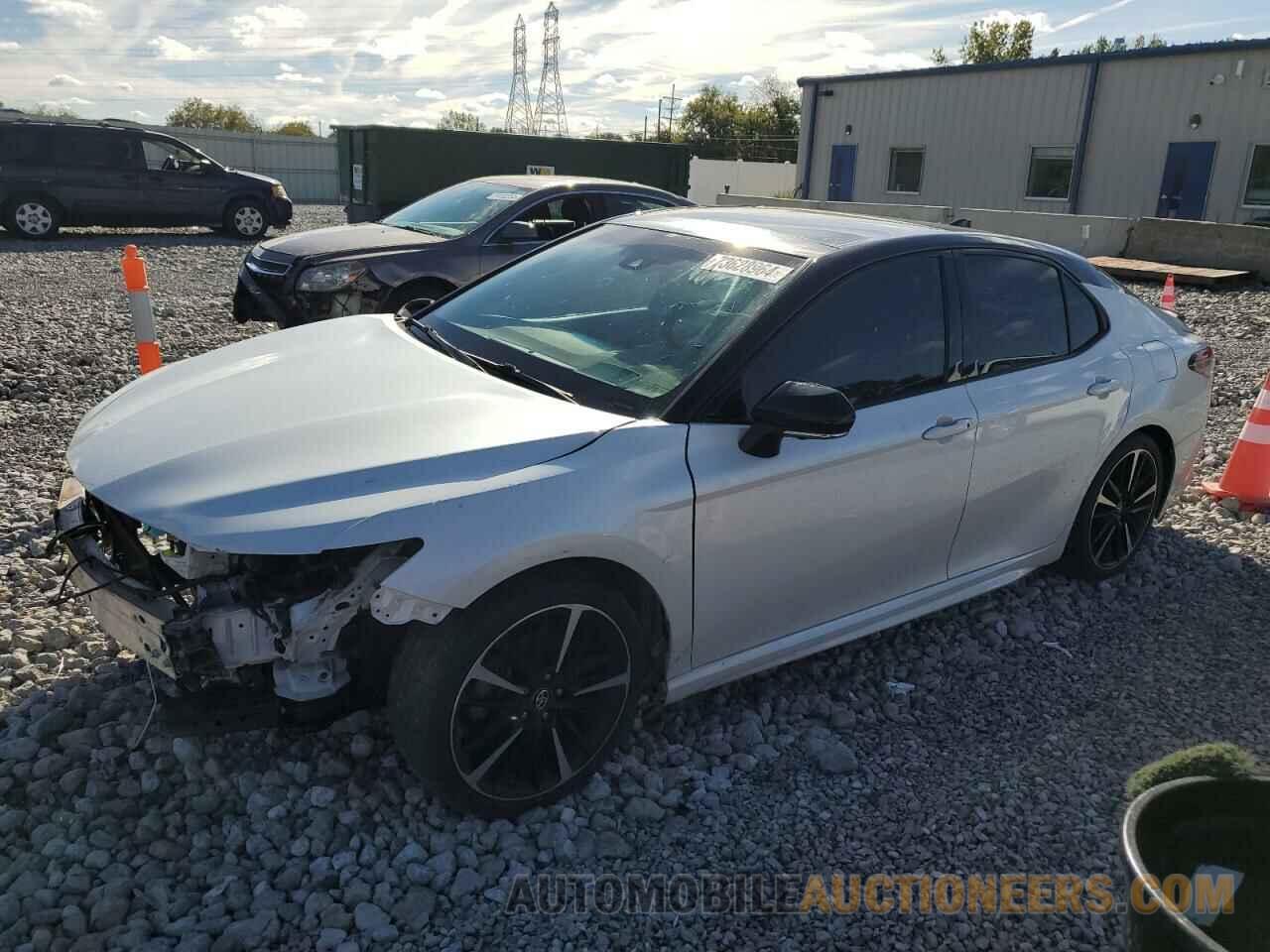 4T1B61HK2JU068776 TOYOTA CAMRY 2018