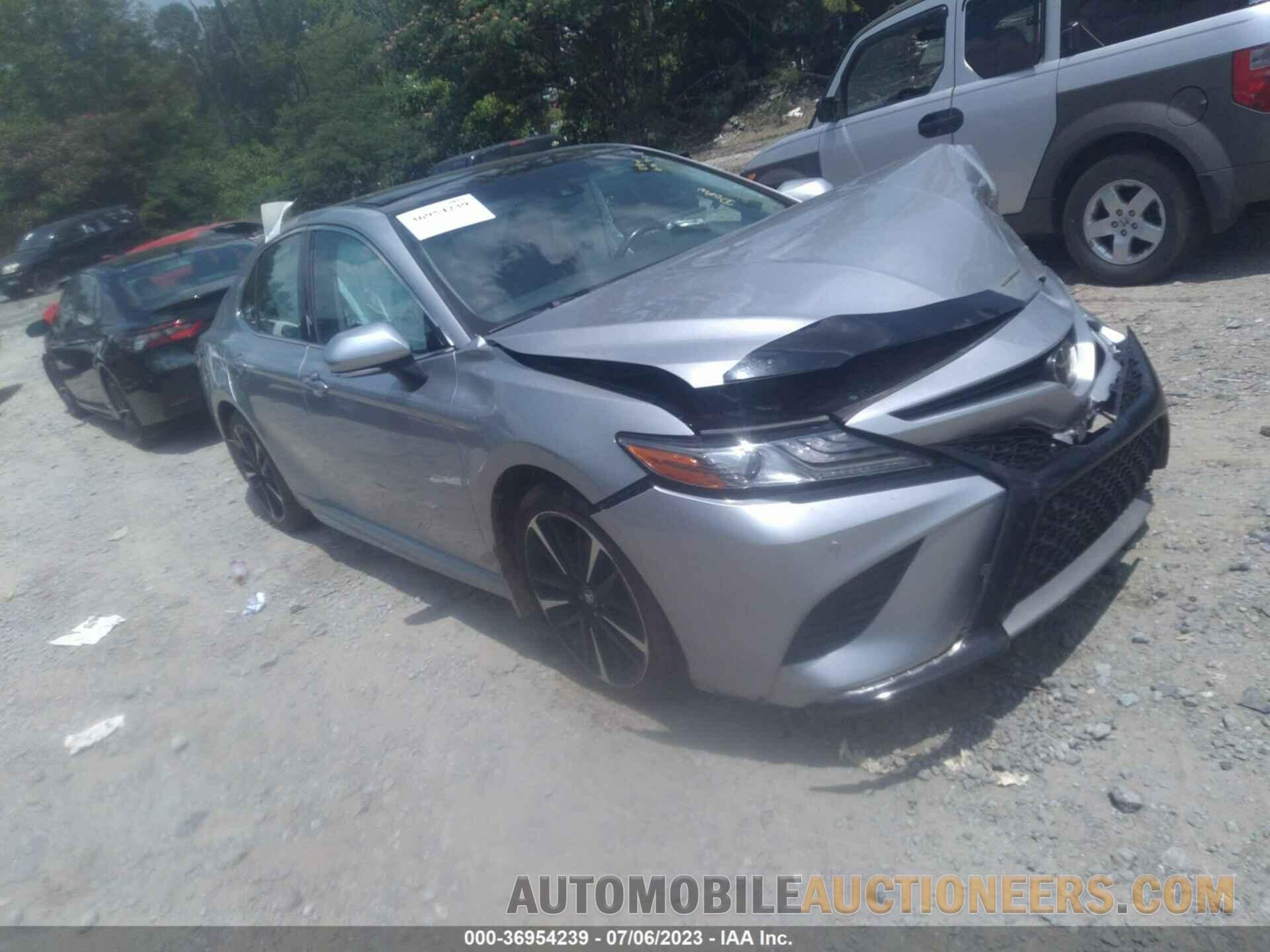 4T1B61HK2JU100321 TOYOTA CAMRY 2018