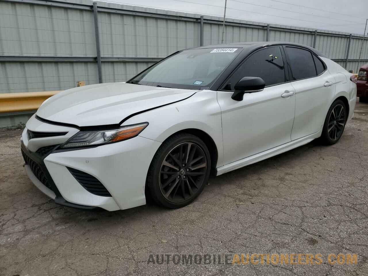 4T1B61HK2JU108337 TOYOTA CAMRY 2018