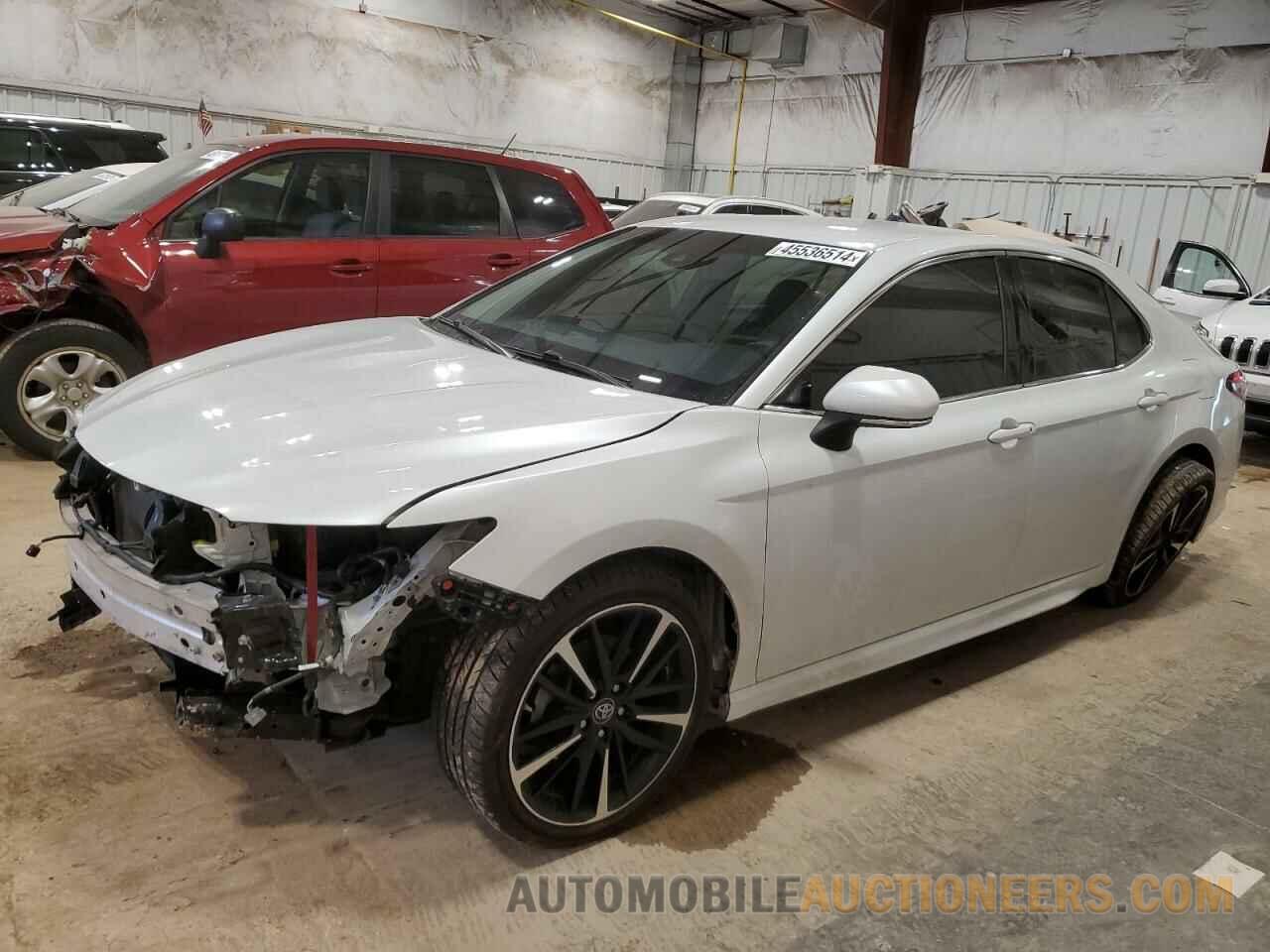 4T1B61HK2JU118561 TOYOTA CAMRY 2018