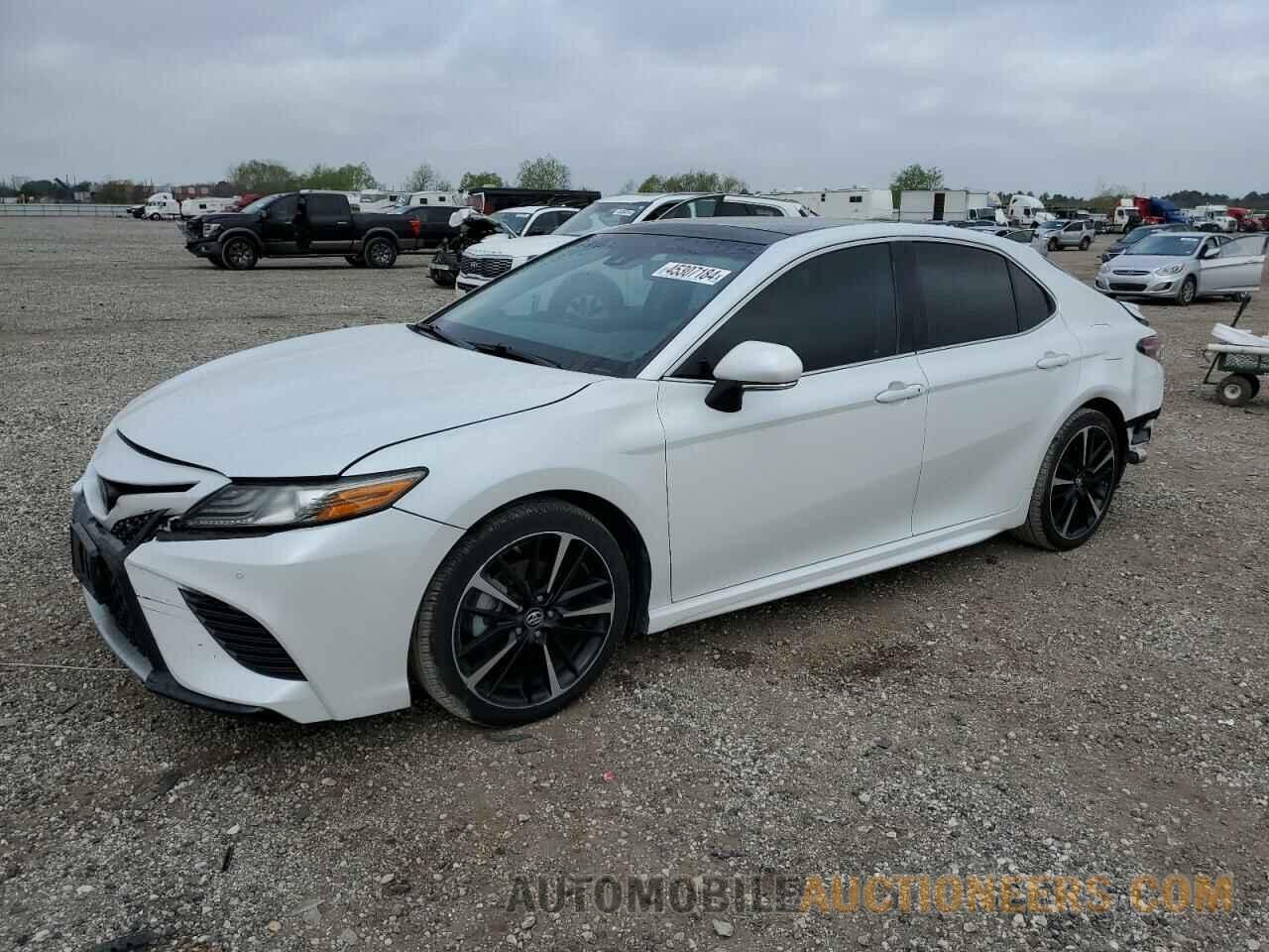 4T1B61HK2JU123551 TOYOTA CAMRY 2018