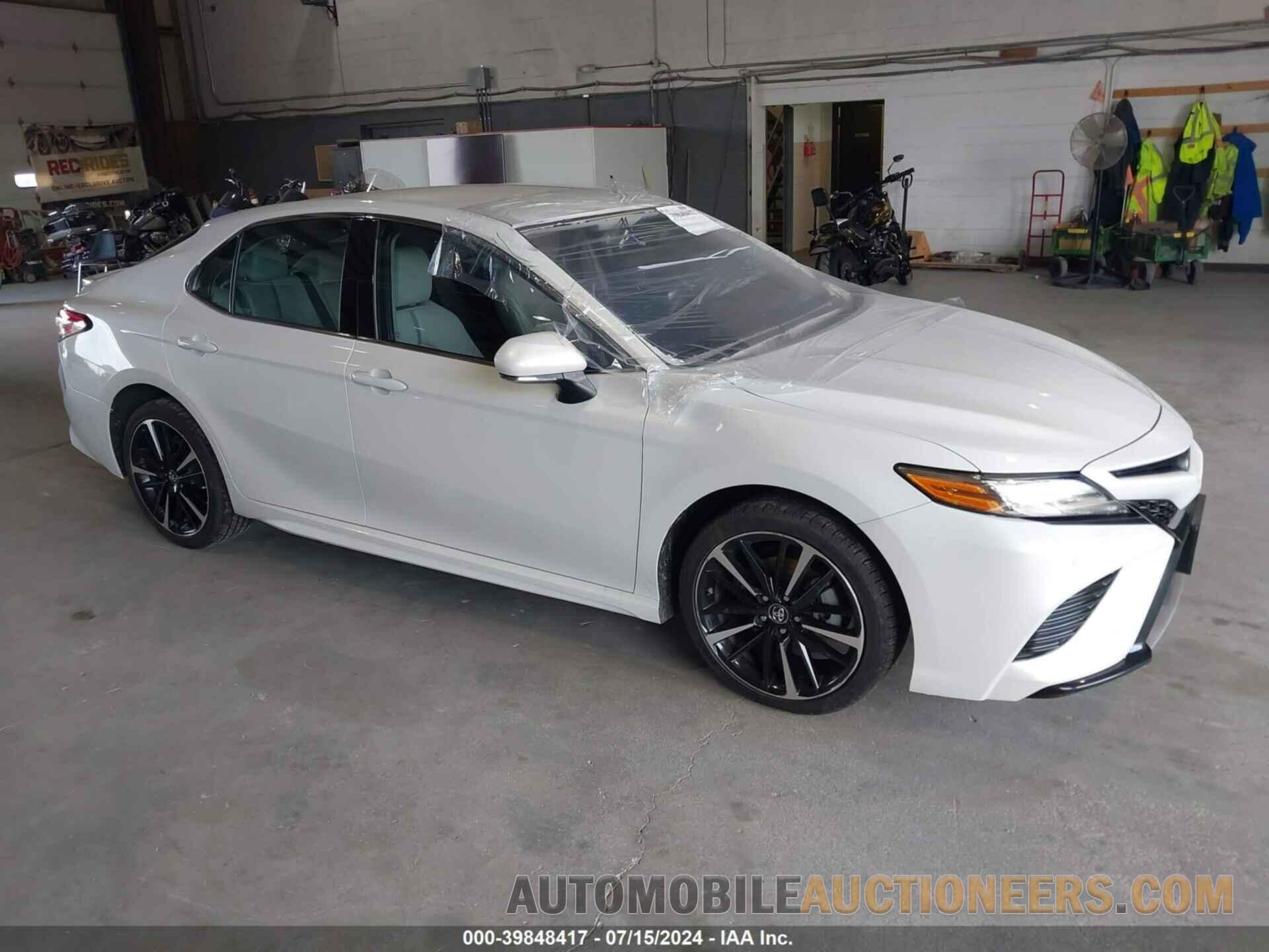 4T1B61HK2JU129396 TOYOTA CAMRY 2018