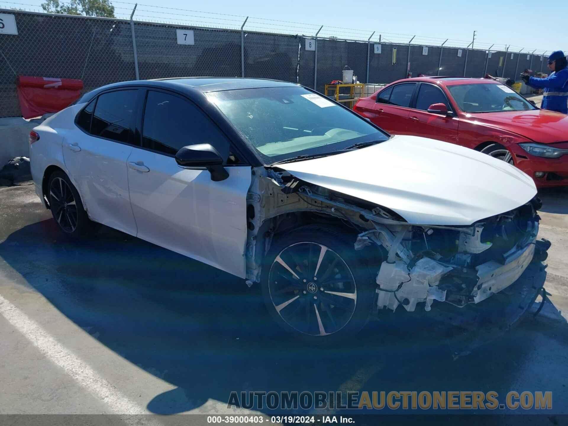 4T1B61HK2JU131116 TOYOTA CAMRY 2018