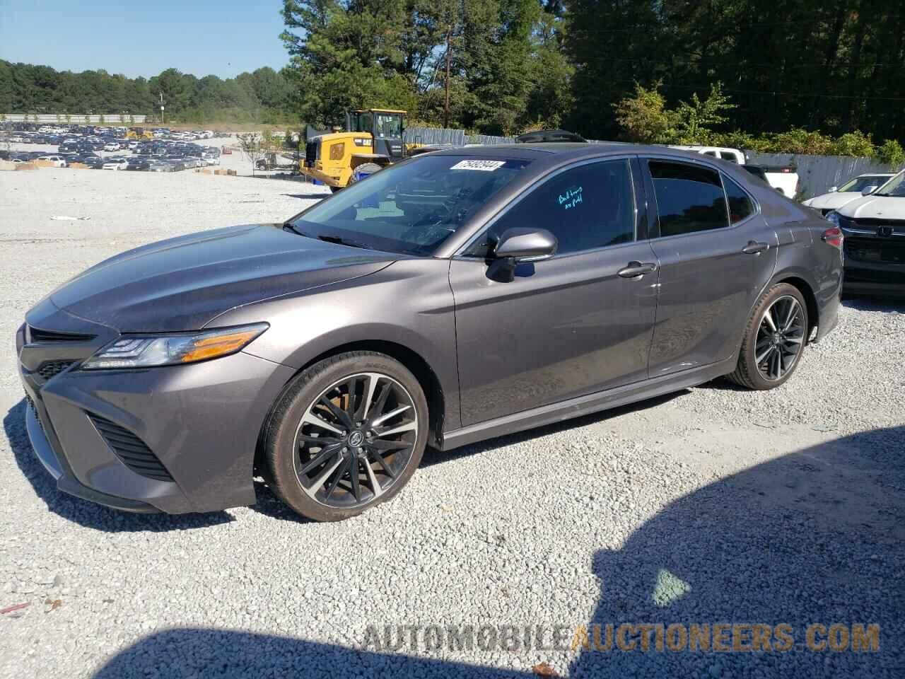 4T1B61HK2JU138809 TOYOTA CAMRY 2018