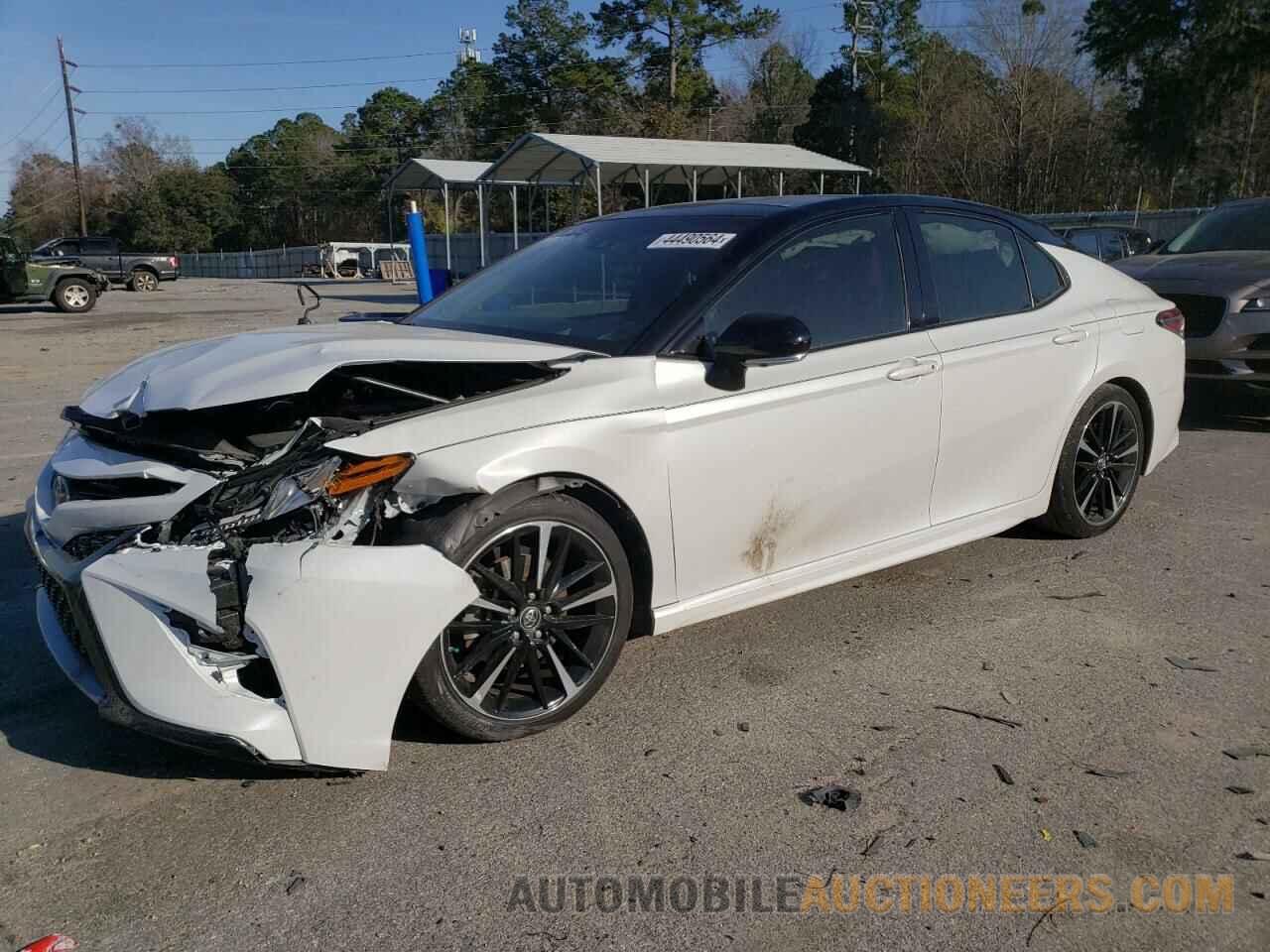 4T1B61HK2JU139913 TOYOTA CAMRY 2018