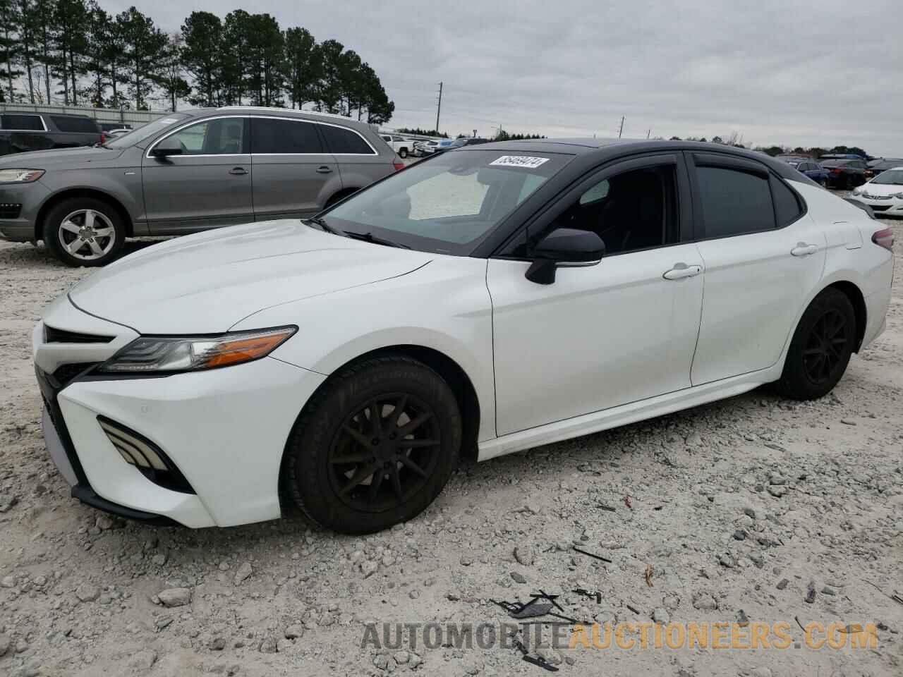 4T1B61HK2JU141032 TOYOTA CAMRY 2018