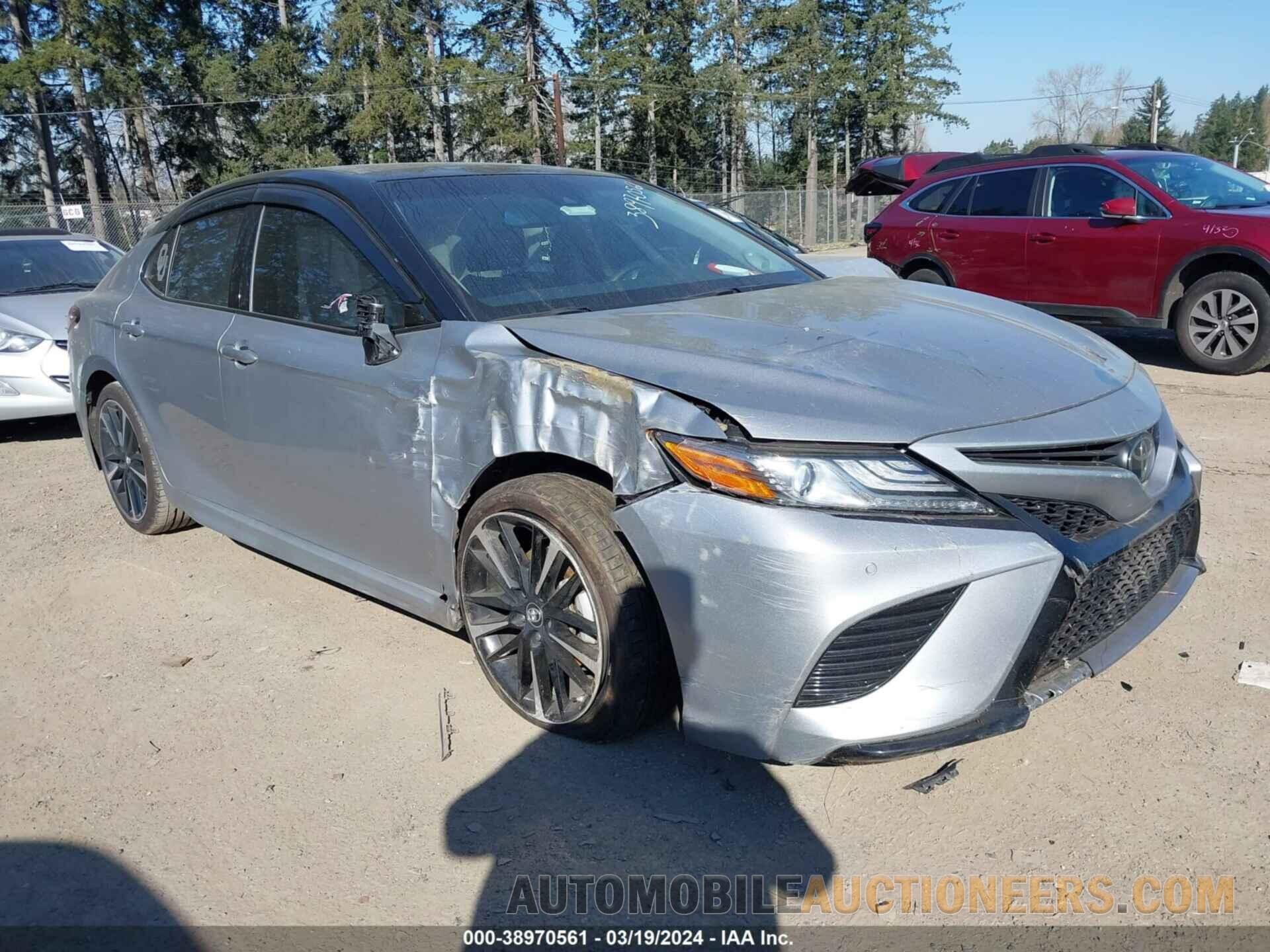 4T1B61HK2JU152063 TOYOTA CAMRY 2018