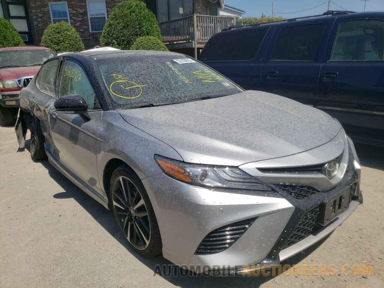 4T1B61HK2JU155979 TOYOTA CAMRY 2018