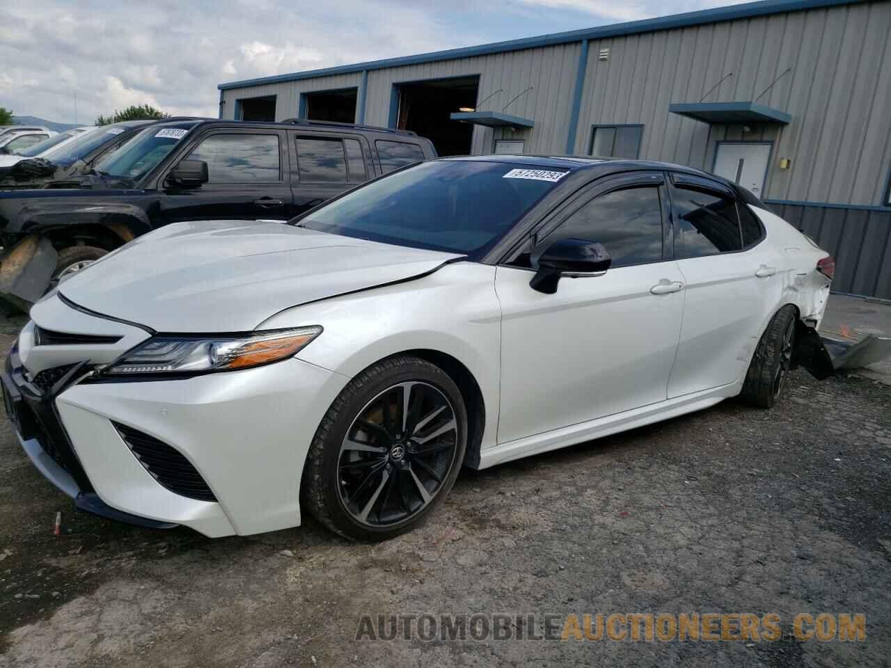 4T1B61HK2JU156971 TOYOTA CAMRY 2018