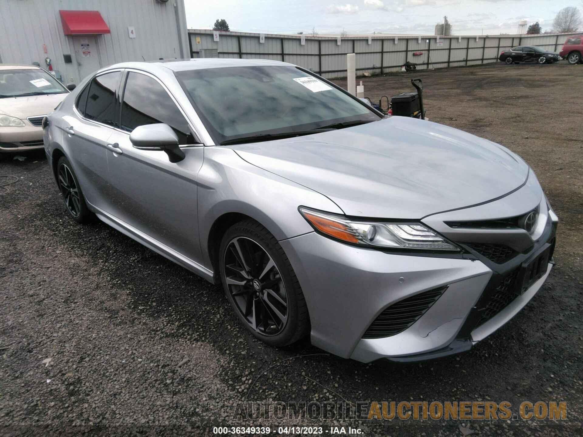 4T1B61HK2JU503697 TOYOTA CAMRY 2018