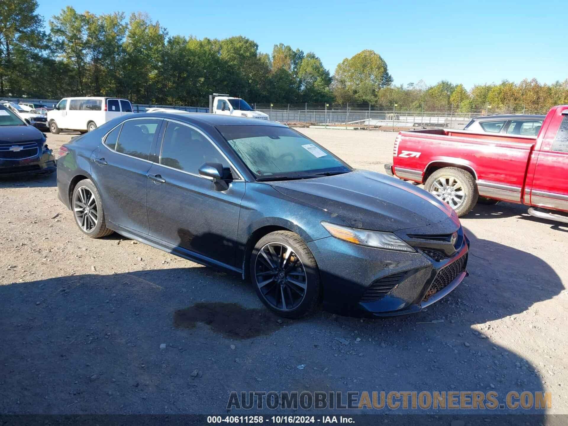 4T1B61HK2JU564080 TOYOTA CAMRY 2018