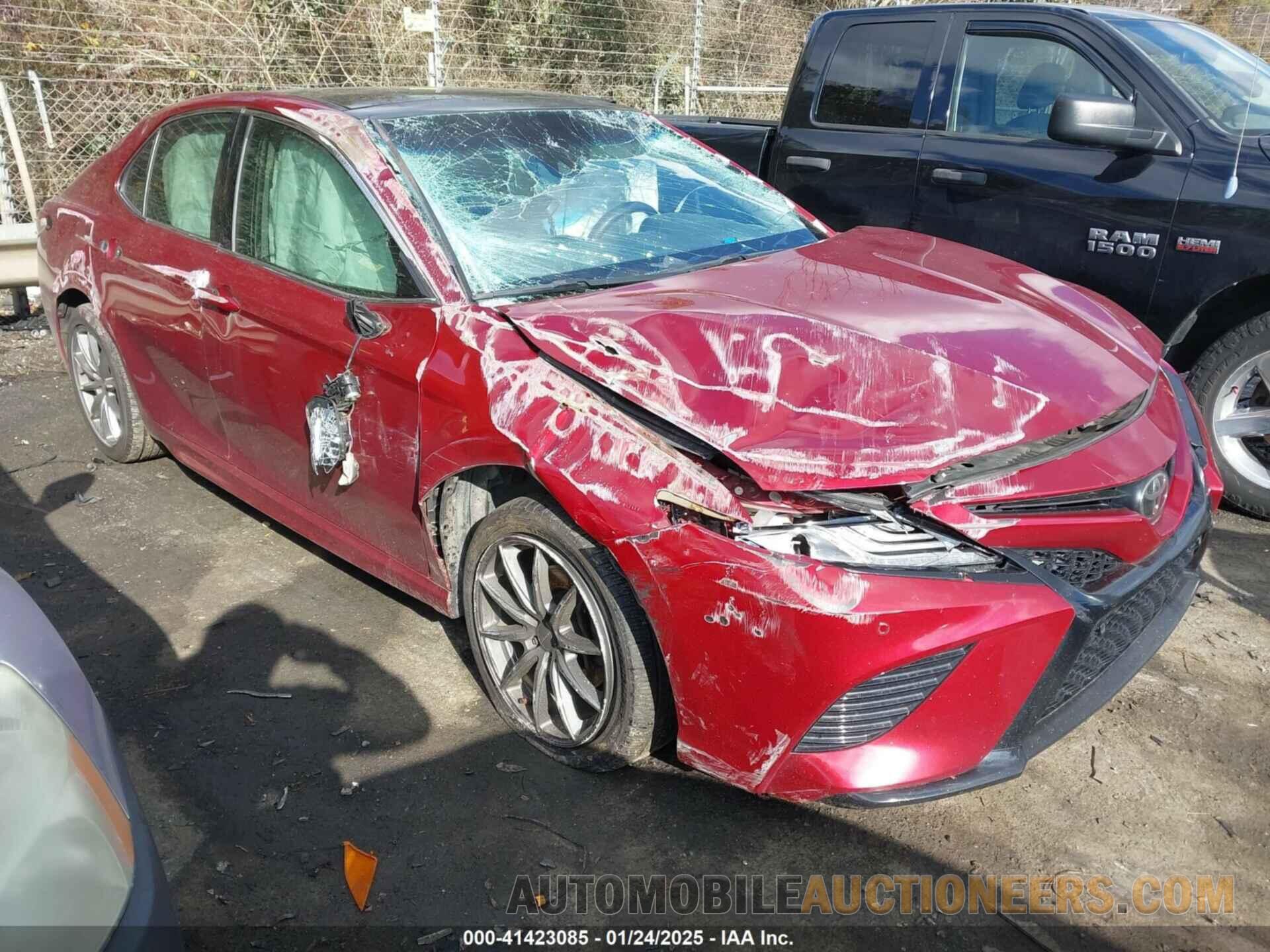 4T1B61HK2JU603184 TOYOTA CAMRY 2018