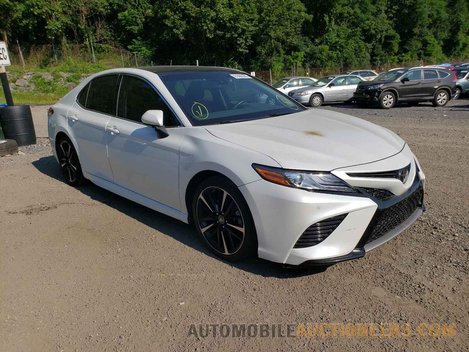 4T1B61HK2JU655866 TOYOTA CAMRY 2018