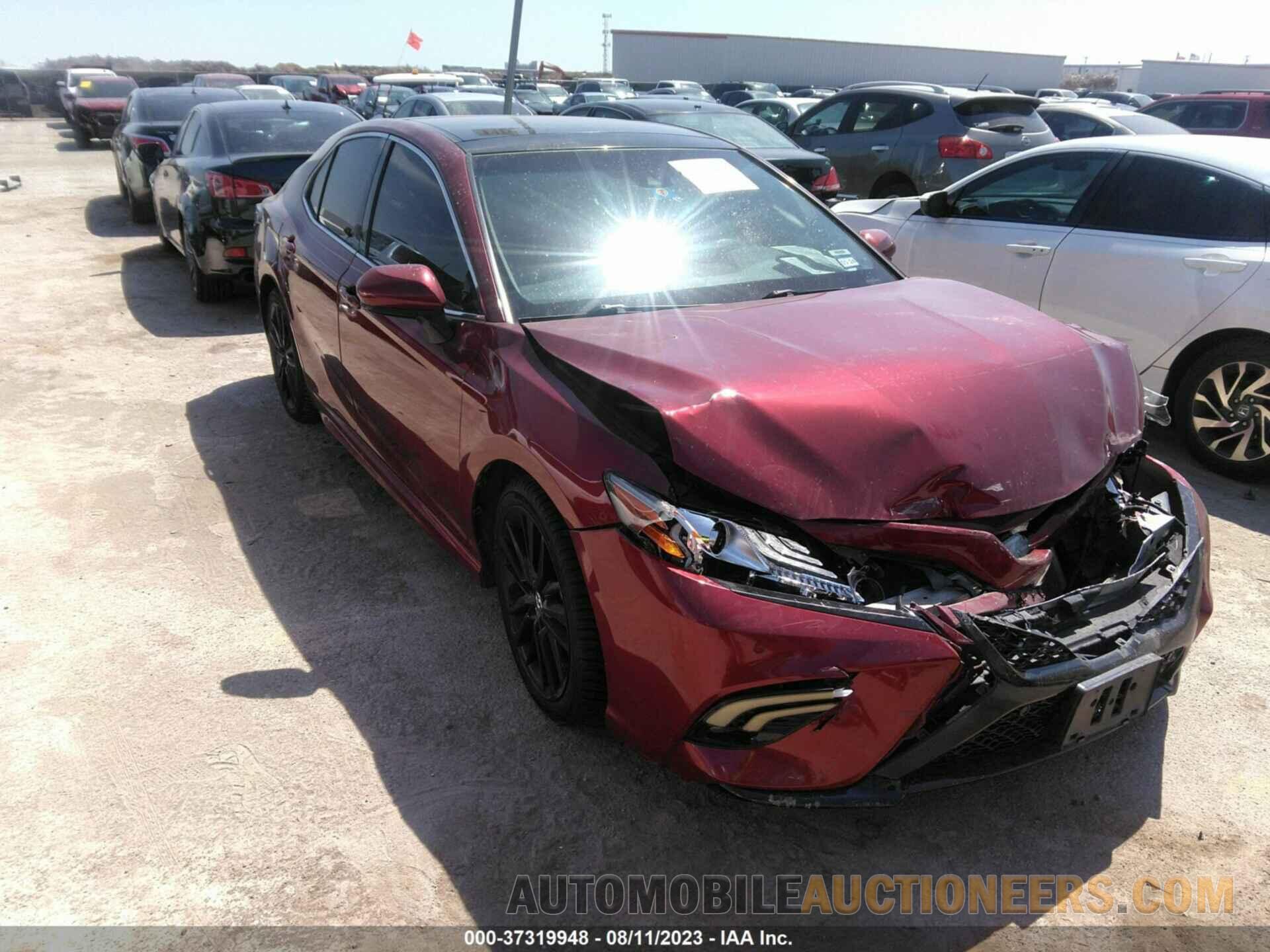 4T1B61HK2JU658251 TOYOTA CAMRY 2018