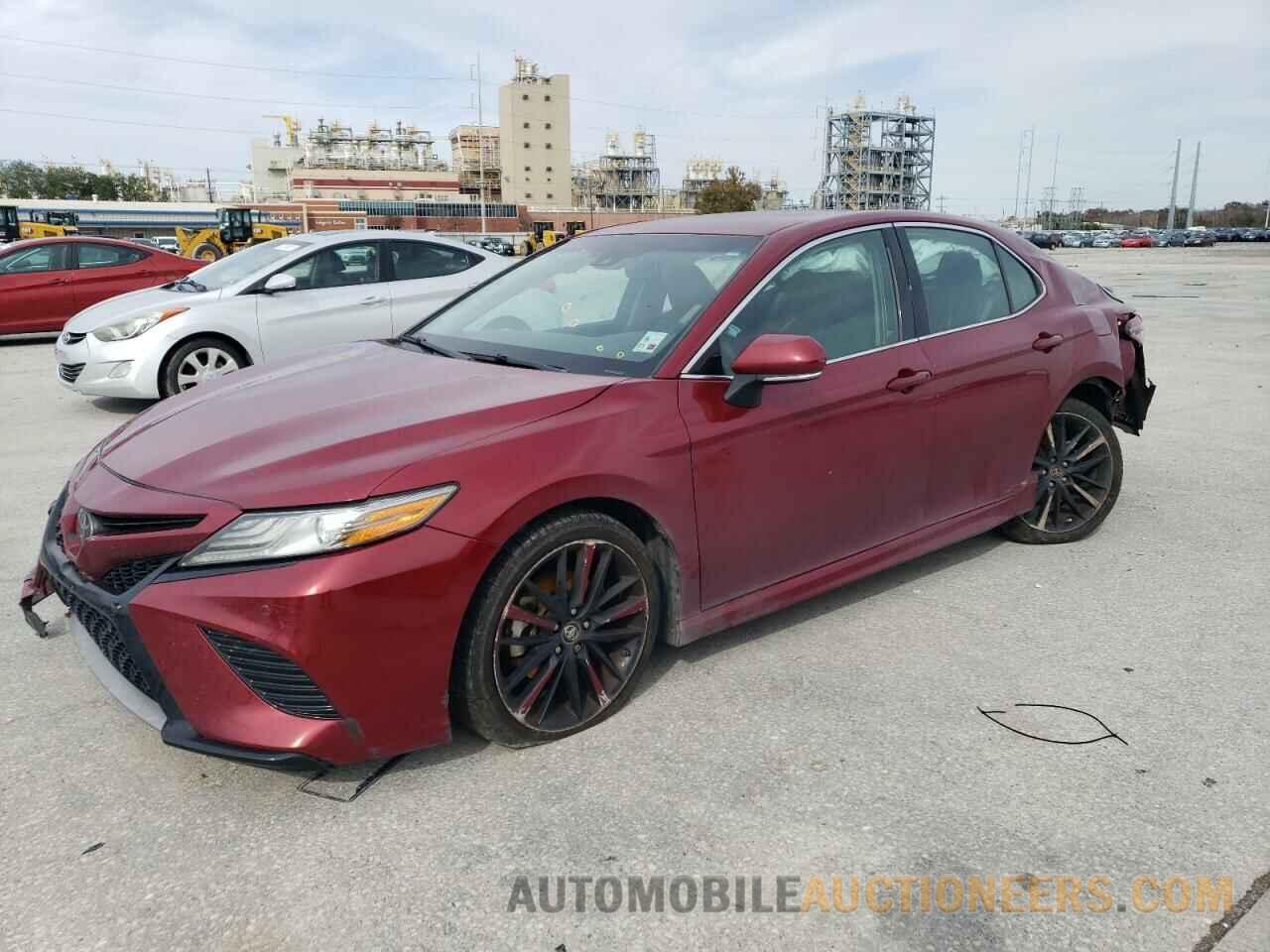 4T1B61HK2JU666205 TOYOTA CAMRY 2018