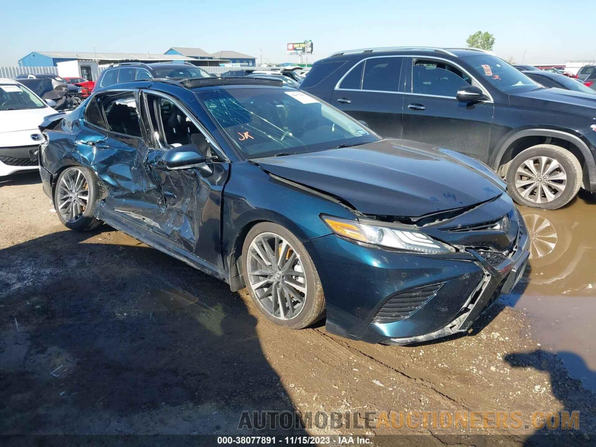 4T1B61HK2JU674272 TOYOTA CAMRY 2018