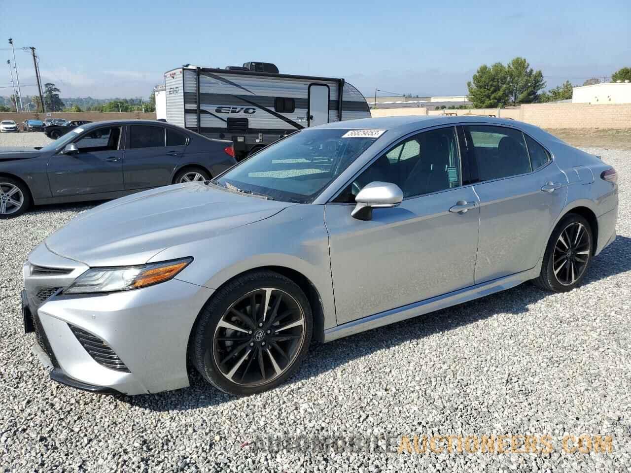 4T1B61HK3JU013494 TOYOTA CAMRY 2018