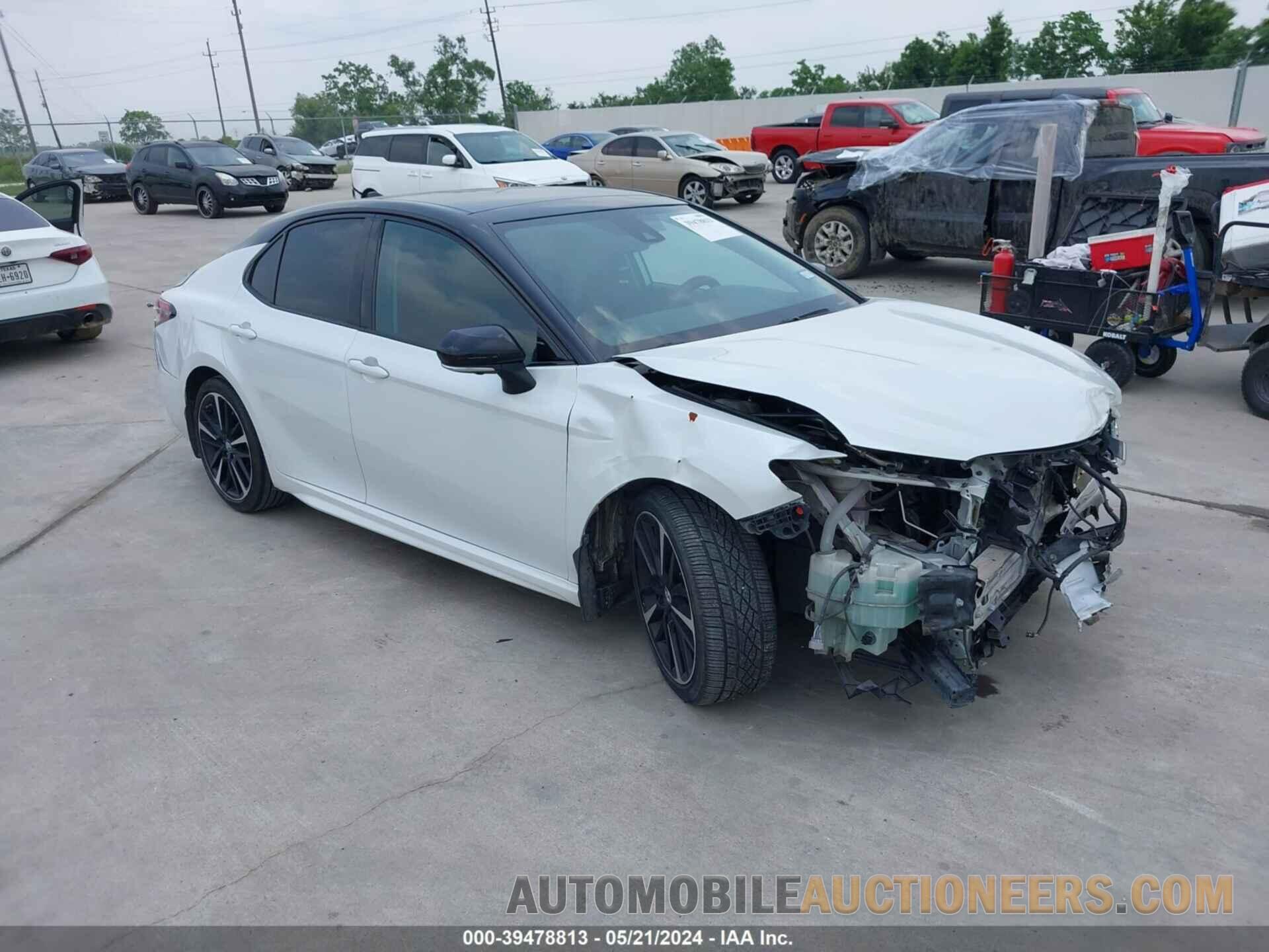 4T1B61HK3JU058774 TOYOTA CAMRY 2018