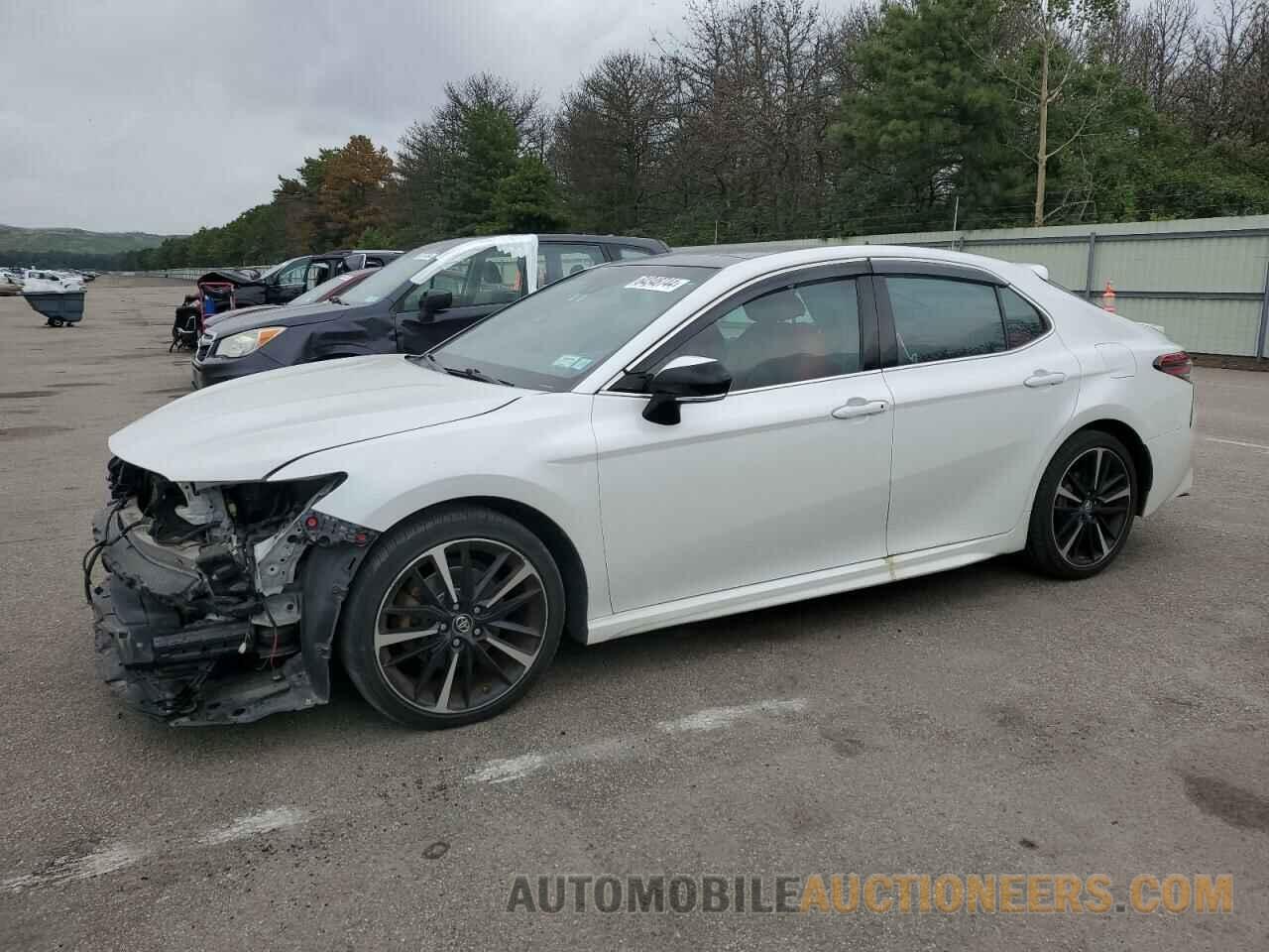 4T1B61HK3JU065482 TOYOTA CAMRY 2018