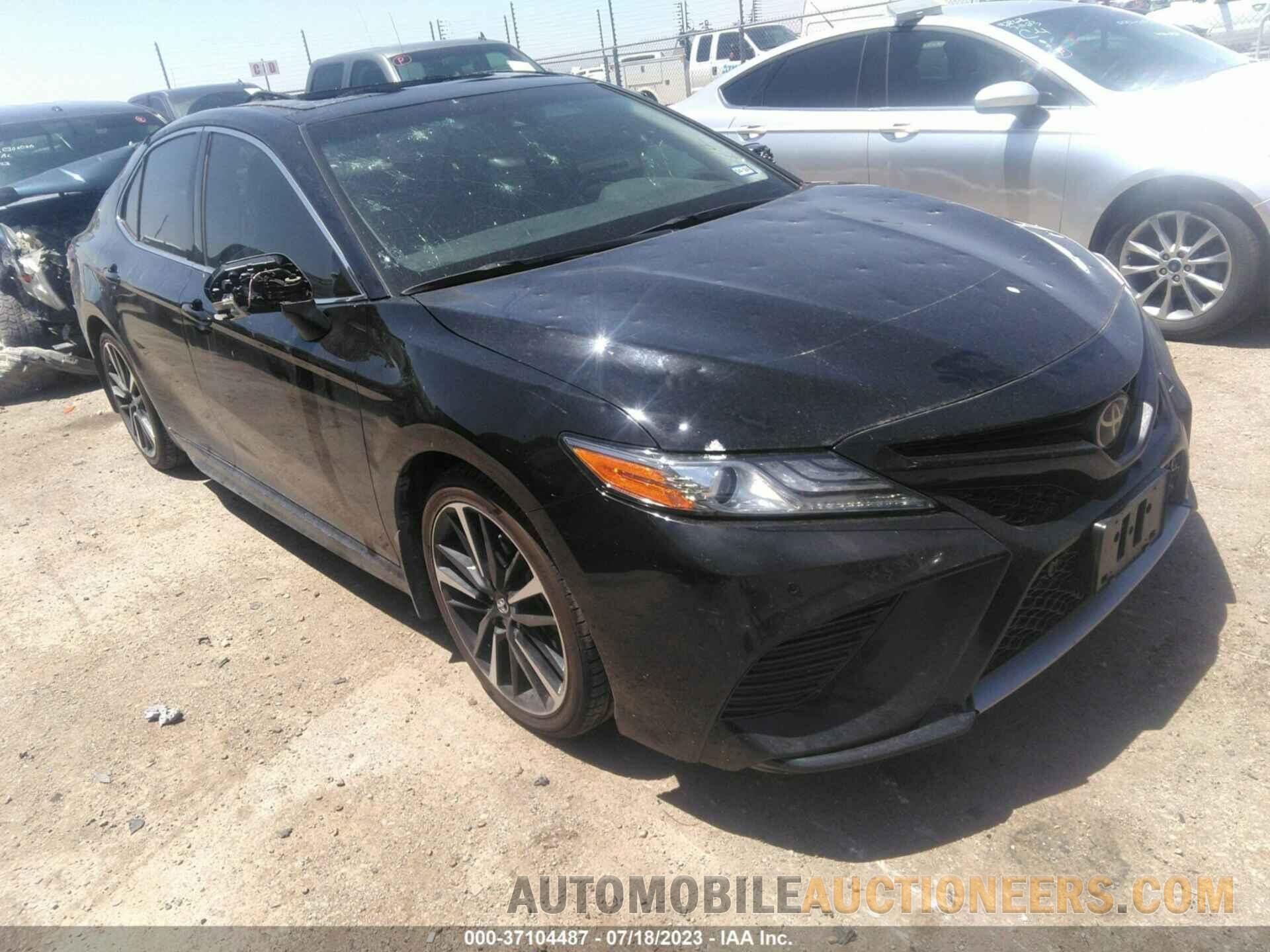 4T1B61HK3JU085375 TOYOTA CAMRY 2018