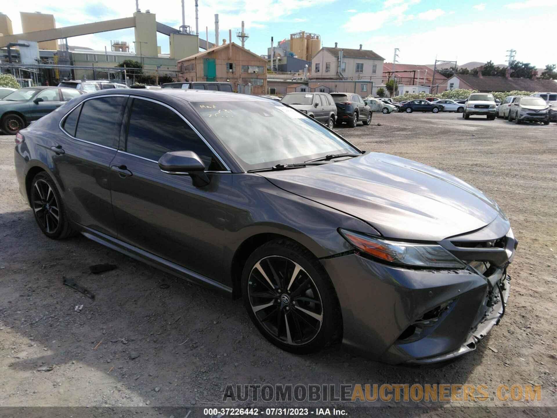 4T1B61HK3JU096442 TOYOTA CAMRY 2018