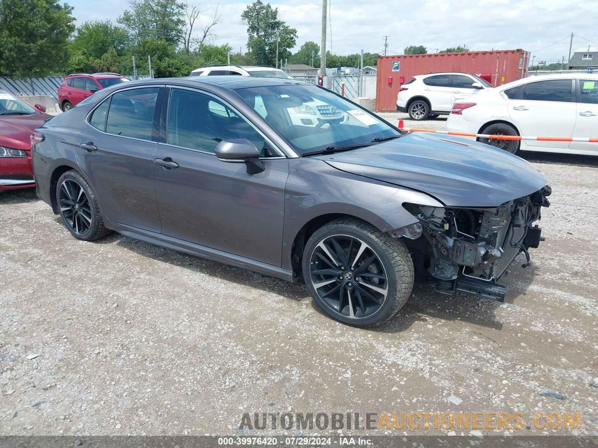 4T1B61HK3JU105365 TOYOTA CAMRY 2018