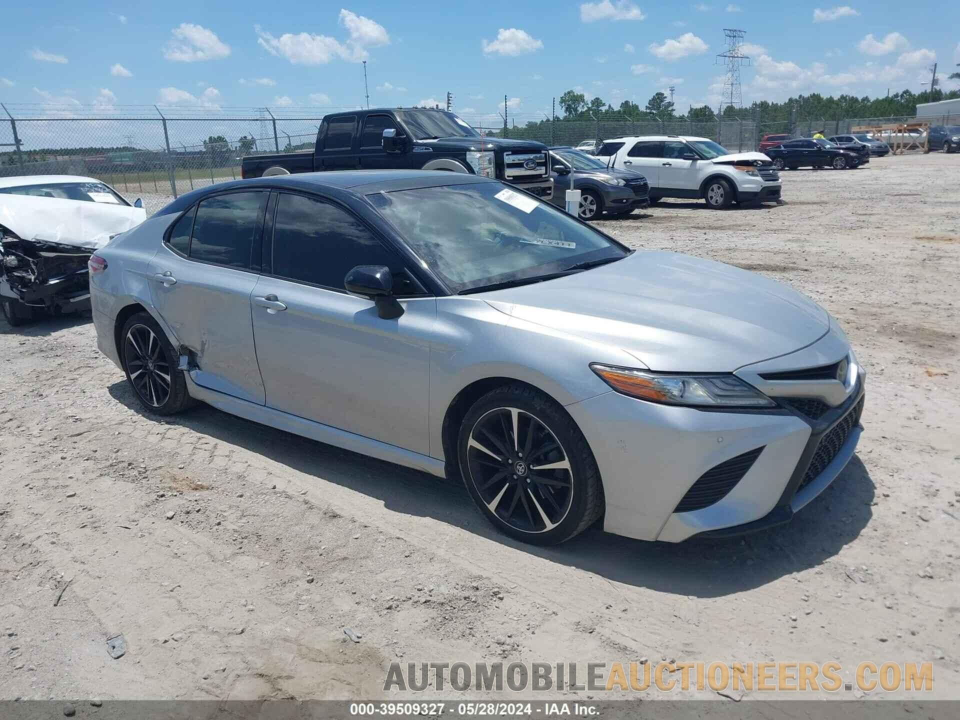 4T1B61HK3JU109819 TOYOTA CAMRY 2018